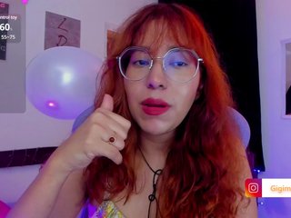 Erotikus videocsevegés Gigimoon