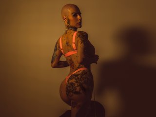 Erotikus videocsevegés GinebraFox