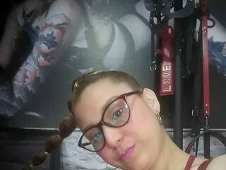 Erotikus videocsevegés GIORGGINA