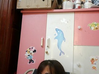 Erotikus videocsevegés girl30slutty