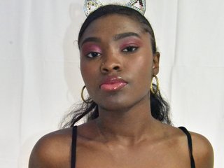 Erotikus videocsevegés GirlQueen