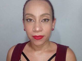 Erotikus videocsevegés gissele-blue