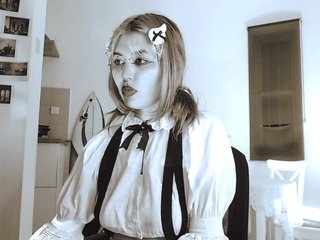 Erotikus videocsevegés god-x-girl