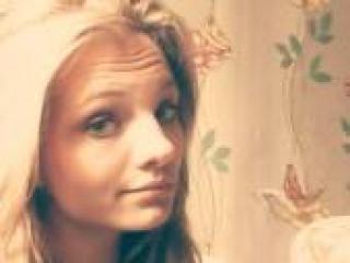 Erotikus videocsevegés goddess95