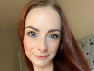 Erotikus videocsevegés GoddessBrigid