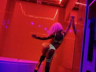 Erotikus videocsevegés Gospajaa