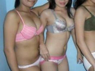 Erotikus videocsevegés grouppinays