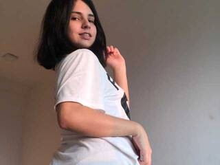 Erotikus videocsevegés Gsayrumi