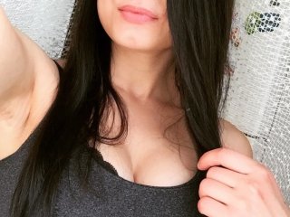 A profil fényképe H-o-t-Kira