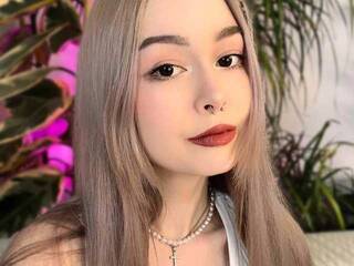 Erotikus videocsevegés H1nata-Hyuga