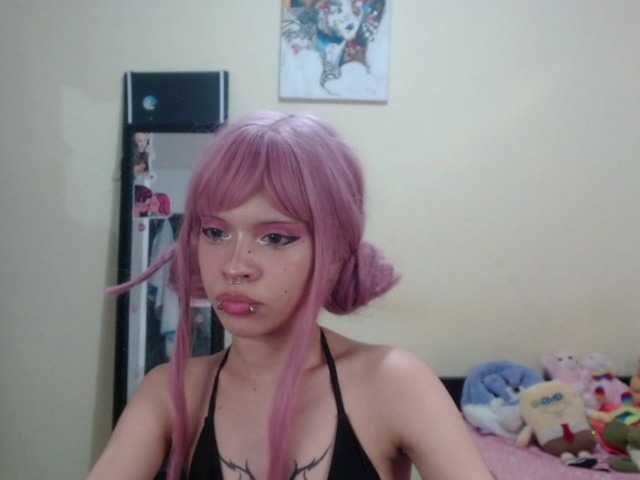 A profil fényképe hachi-kitty