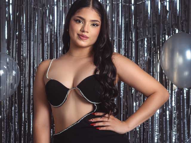 A profil fényképe Hailey-Fox