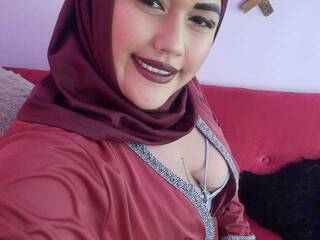 Erotikus videocsevegés HanaSader