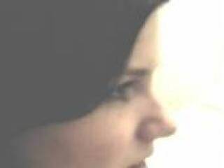 Erotikus videocsevegés haneypeengv