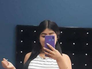 Erotikus videocsevegés HannaEvanss