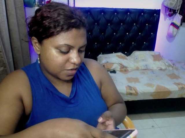 Fényképek hannalemuath #squirt #latina #bigass #bbw helo guys welcome to my room I want to play and do jets a lot today