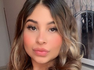 Erotikus videocsevegés Hannathompson