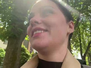 Erotikus videocsevegés Alise-ass