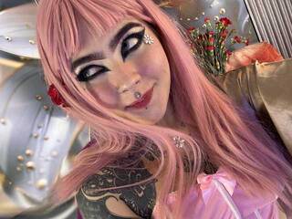 Erotikus videocsevegés hannybluee