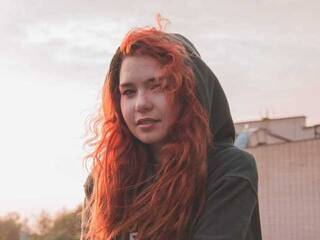 Erotikus videocsevegés Lulusweetgirl