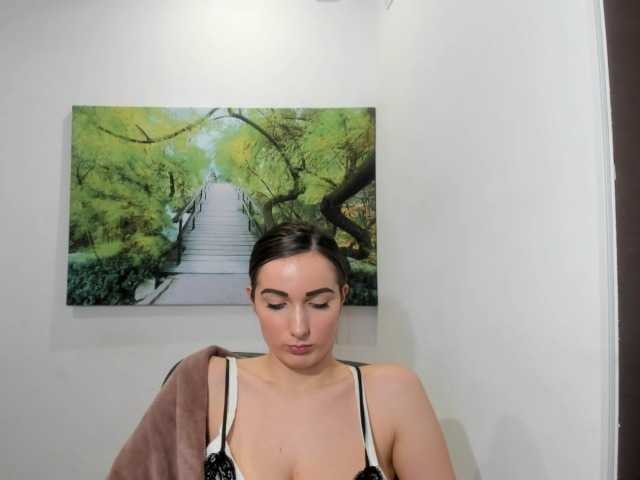 Fényképek havanaginger1 #cum in for a #petite #teen and lets have fun! #bigboobs #ass #c2c #stripshow #cumshow