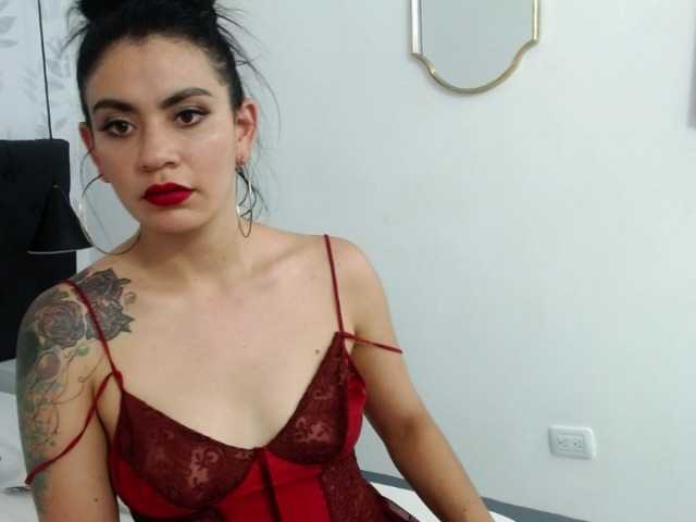 Fényképek HelenaSaphire Hey guys I am feeling some naughty to day and I want to taste you 247