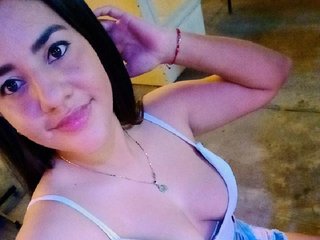 Erotikus videocsevegés HelenMartinez