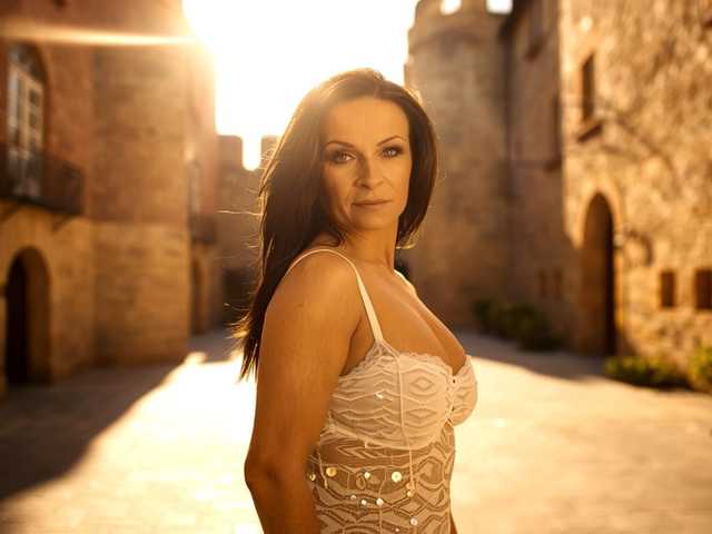 A profil fényképe HelenSHOW1