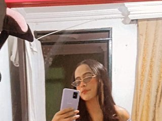 Erotikus videocsevegés hellen-69