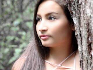 Erotikus videocsevegés HELLEN203