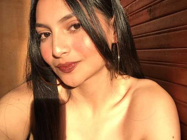 A profil fényképe Hellen_Bedoya