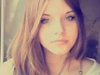 Erotikus videocsevegés hellylover