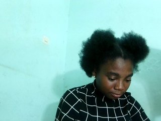 Erotikus videocsevegés Hemreyi