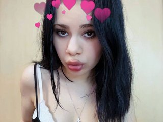 Erotikus videocsevegés HeyElli