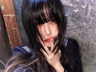 Erotikus videocsevegés Hi-Mika