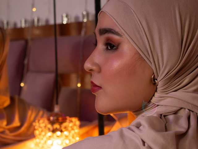 A profil fényképe Hijab-Sami