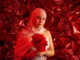 Erotikus videocsevegés Hijab-Sami