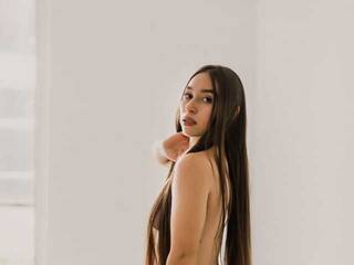 Erotikus videocsevegés hilliry-hilix