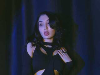 Erotikus videocsevegés HinaChan