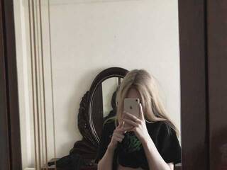 Erotikus videocsevegés Hofmanit003