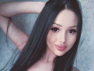 Erotikus videocsevegés Hokoladka21