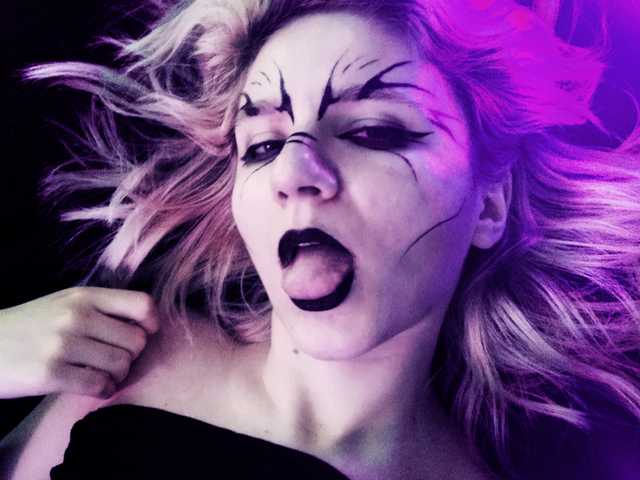 A profil fényképe Holly_Steel