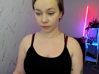 Erotikus videocsevegés hollyBB