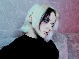 Erotikus videocsevegés Holy-Silvia