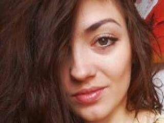 Erotikus videocsevegés honeysmile