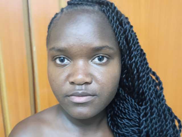 A profil fényképe Horny-Barbie