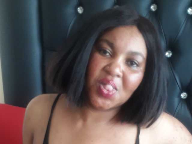 A profil fényképe HORNYNIPPLES