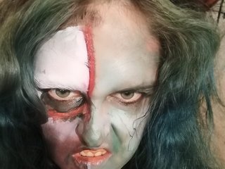 Erotikus videocsevegés HorrorDream