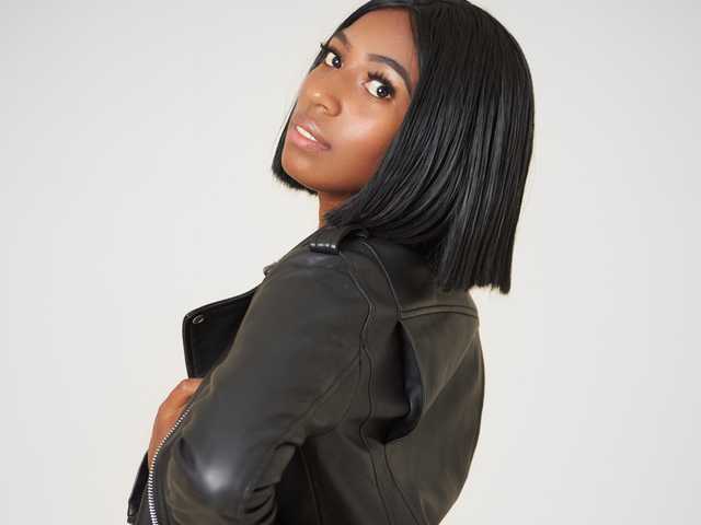 A profil fényképe Hot-cherry