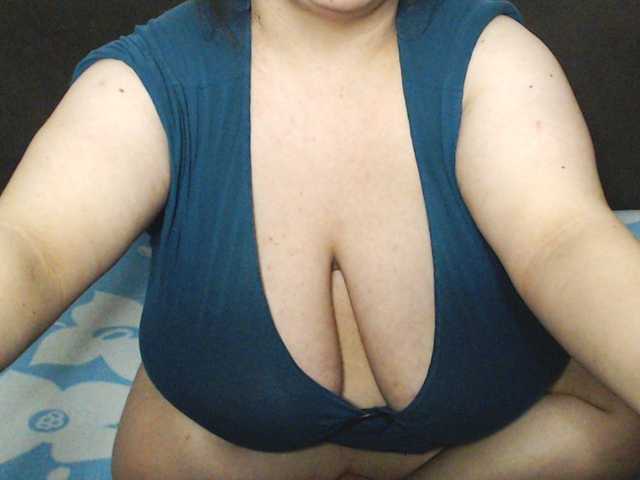 Fényképek hotbbwboobs Hi guys. I'm new here. Make me happy #40 flash boobs #50 oil lotion on boobs #60 flash ass #80 flash pussy #100 Snapchat #150 naked #170 finger pussy #200 Dildo in pussy